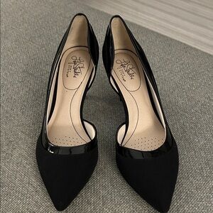 Life Stride soft system trimmed Black Patent Leather Heels